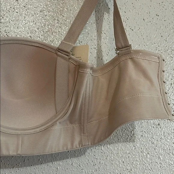 Cream Strapless T-Shirt Bra with Molded Cups - Picture 11 of 11